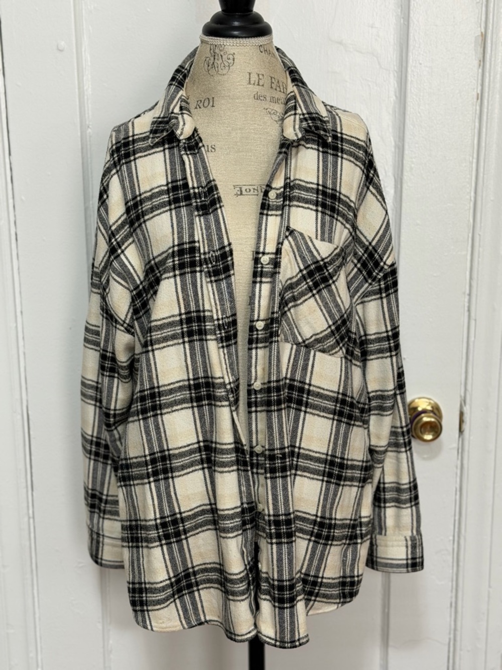 bp Cream & Black Plaid Shacket